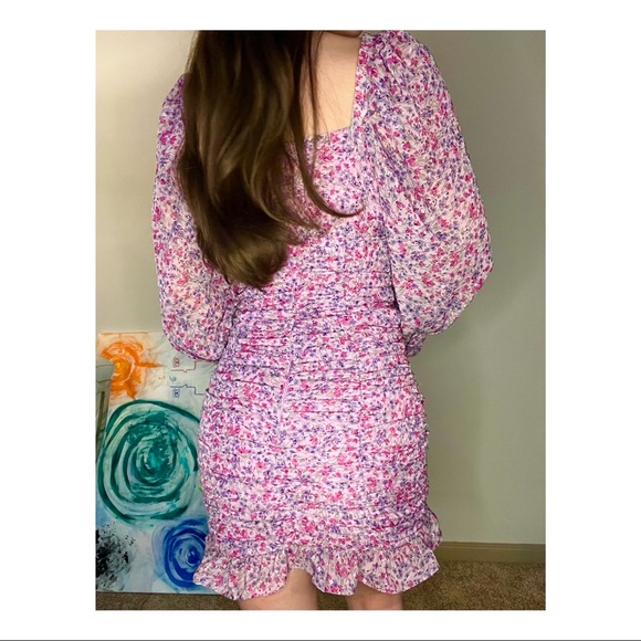 🌸 NWT Zara Ruched Floral Print Dress 🌸 - Picture 2 of 2